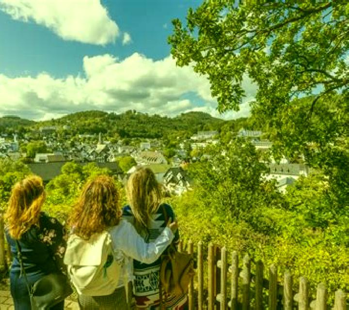 10 perfiles de escorts en Parhida, Rumania. Explora chicas, servicios, tarifas y reserva online. En domicilio y visita disponibles.