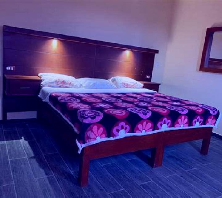 12 perfiles de escorts en Olpe, Alemania. Explora chicas, servicios, tarifas y reserva online. En domicilio y visita disponibles.