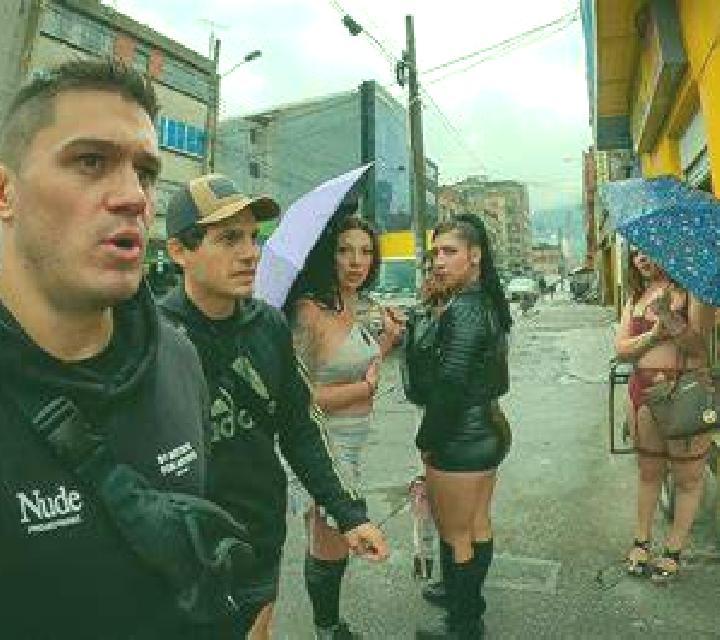 13 perfiles de escorts en Tabubil, Papúa Nueva Guinea. Explora chicas, servicios, tarifas y reserva online. En domicilio y visita disponibles.