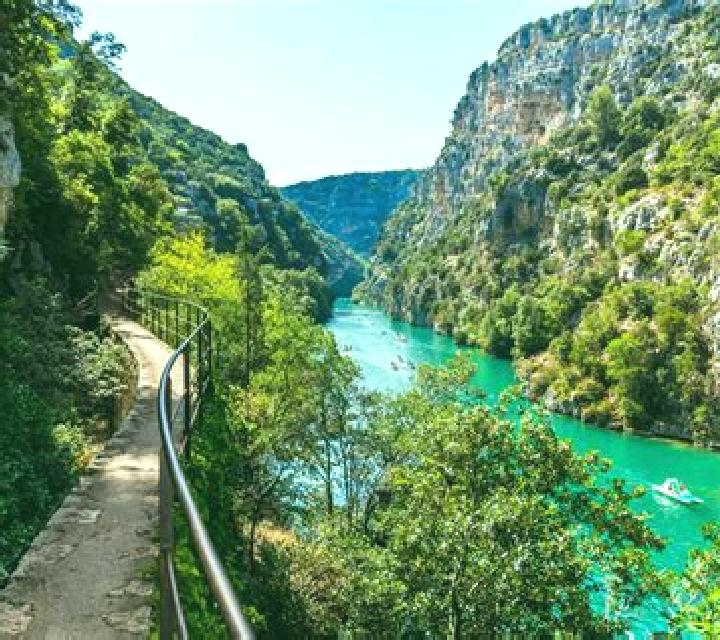 7 perfiles de escorts en Castellane, Francia. Explora chicas, servicios, tarifas y reserva online. En domicilio y visita disponibles.