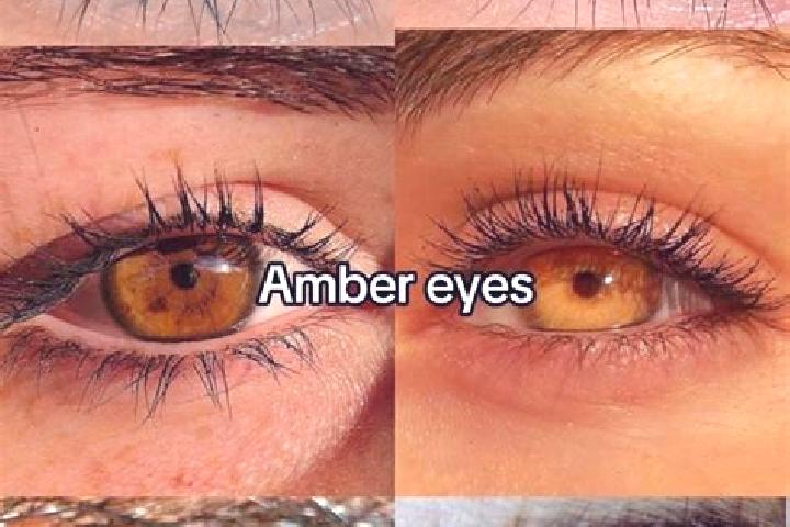Alejandra, 38, acompañante castaña de ojos grises y etnia caucásica basada en Onchan. Ofrece Tríos / dúos, Cita de cena, Griego (anal), Hasta el final (CIM),...