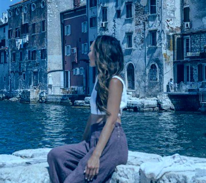 Andrea, 21 — Escort en Tompojevci, Croacia