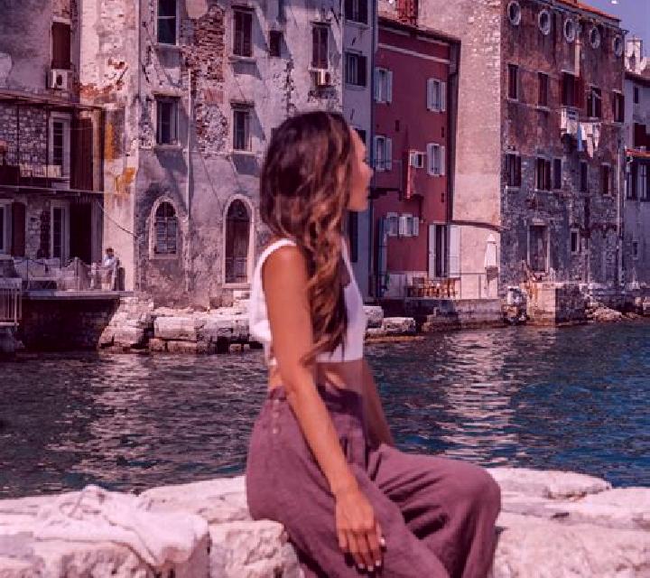 Aurora, 37 — Escort en Drum, Croacia