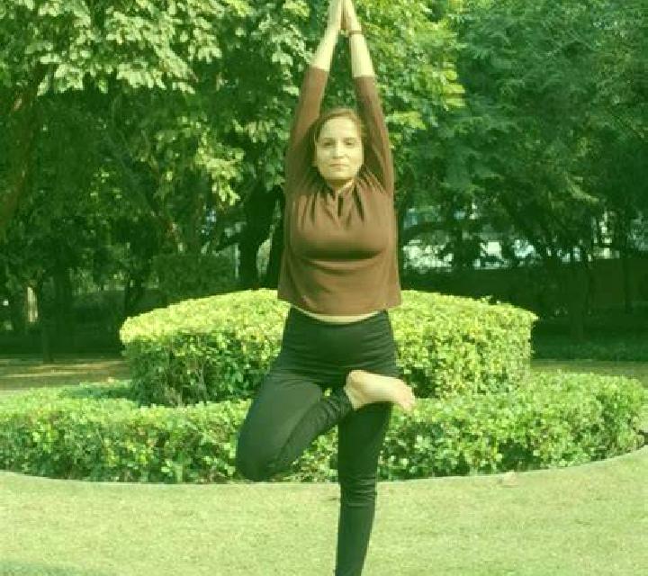 Beatriz, 31, acompañante pelirroja de ojos verdes y etnia mediterránea basada en Wangqing. Ofrece Acompañante de viaje, Masaje erótico, Masaje. Disponible en...