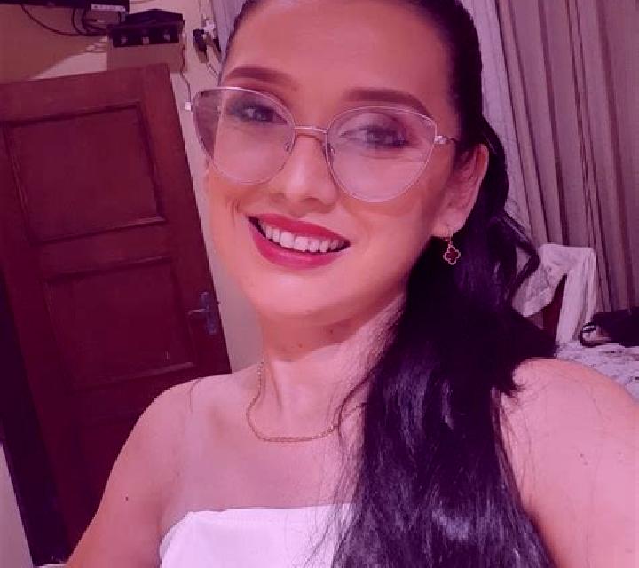 Carmen, 21 — Escort en Mawalgama, Sri Lanka