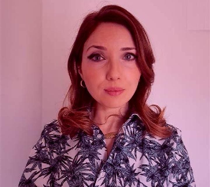 Carmen, 23 — Escort en Luisago, Italia