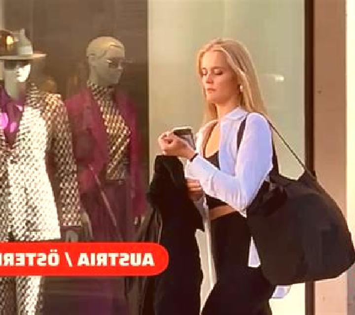 Cayetana, 35, acompañante negra de ojos azules y etnia europea basada en Sofibouafla. Ofrece Beso francés profundo, Tantra, Juego de roles. Disponible en dom...