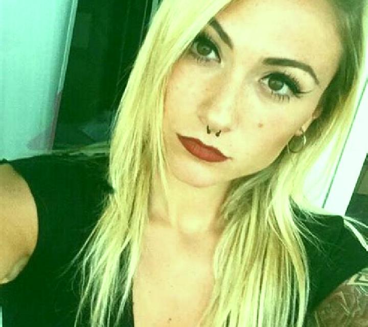 Cielo, 26, acompañante rubia platino de ojos azules y etnia asiática basada en Drazevo. Ofrece Tantra, Striptease, Masaje de próstata. Disponible en domicili...