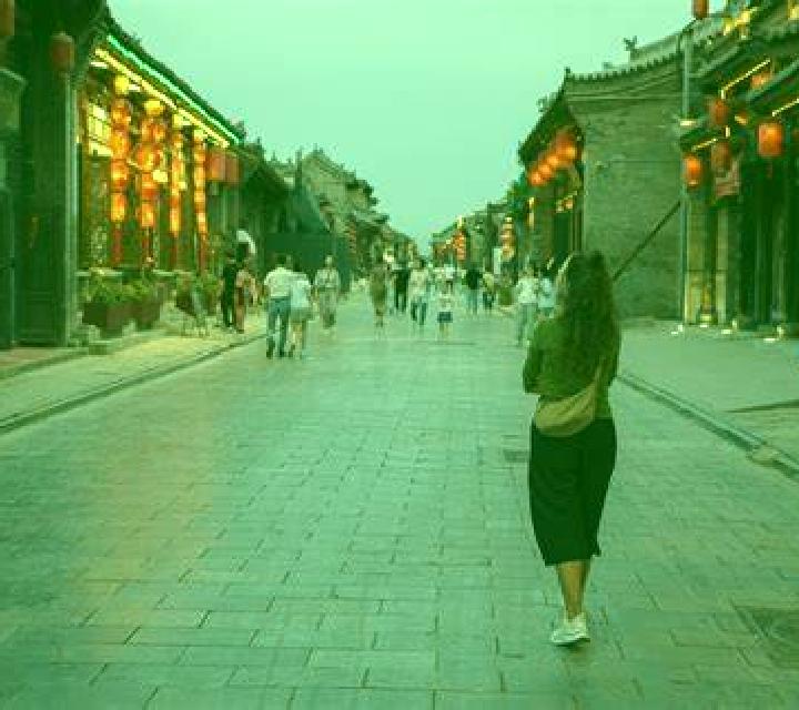 Cielo, 28, acompañante morena de ojos marrones y etnia latina basada en Roubaix. Ofrece 69, Masaje. Disponible en domicilio y visita, reservas para noche com...