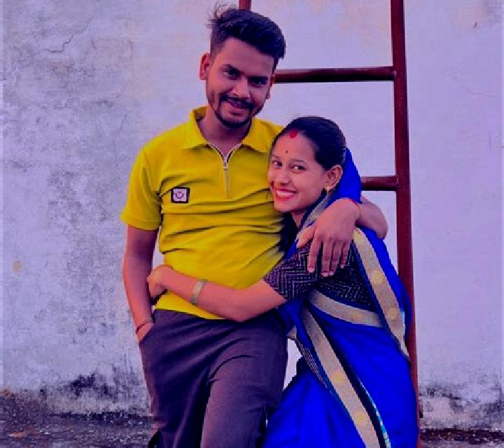Cielo, 31 — Escort en Barghat, India