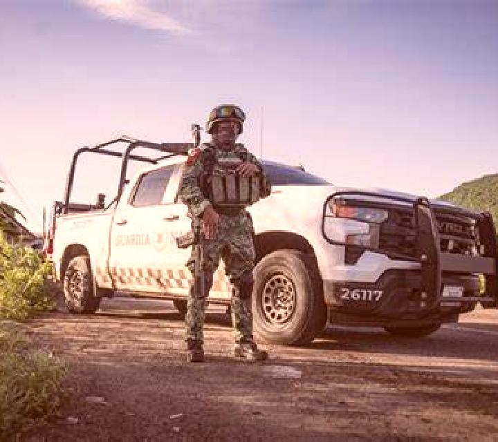 Cielo, 35, acompañante pelirroja de ojos ámbar y etnia negra basada en Velcice. Ofrece Masaje, Parejas, Dominación. Disponible en domicilio y visita, citas d...