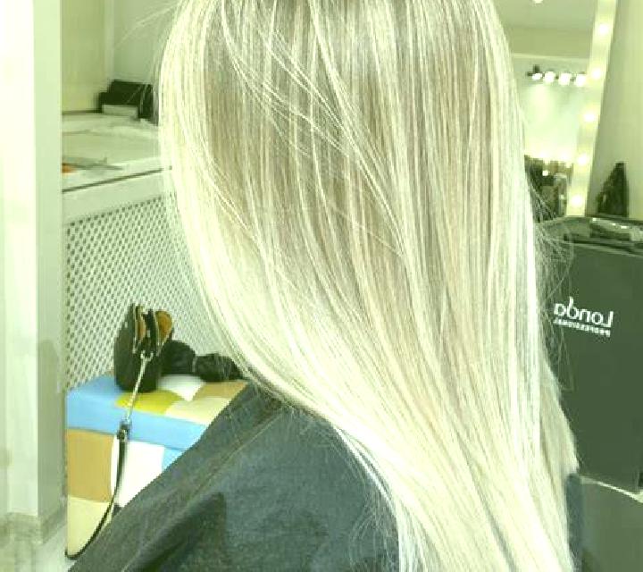 Cielo, 37, acompañante rubia platino de ojos grises y etnia caucásica basada en Kaitaichi. Ofrece Masaje de próstata, Experiencia de novia. Disponible en dom...