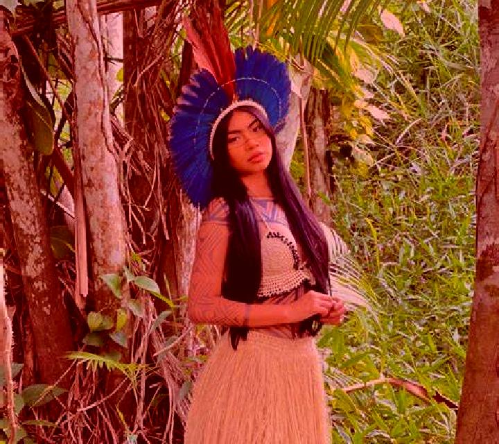 Cielo, 38 — Escort en Bare, India