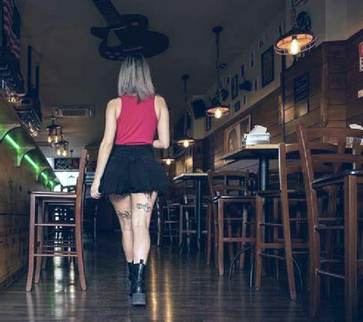 Claudia, 21 — Escort en Pullo, Perú