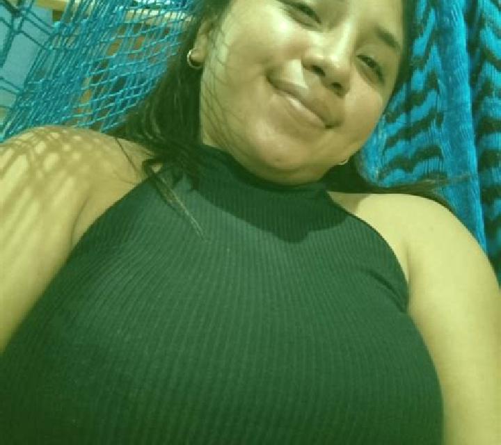Claudia, 34 — Escort en Tekom, México