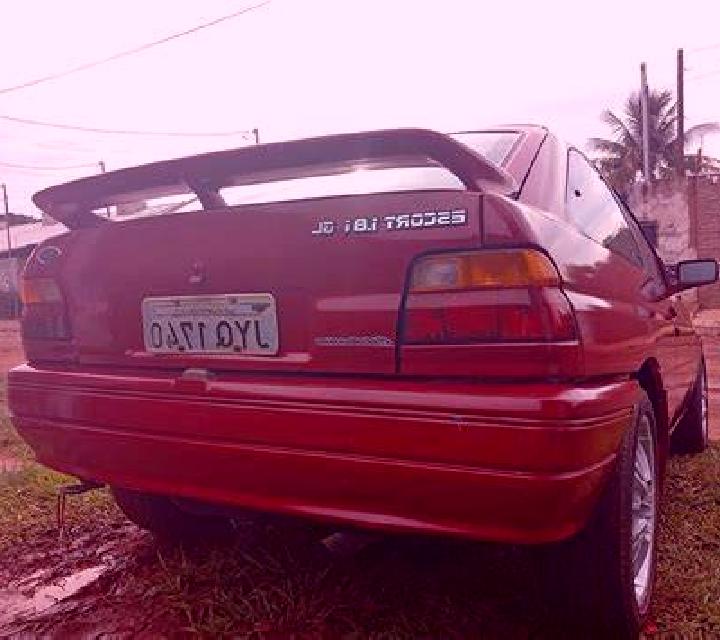 Cristina, 30, acompañante rubia platino de ojos verdes y etnia india basada en El Congo. Ofrece Griego (anal), Acompañante de viaje, Striptease. Disponible e...