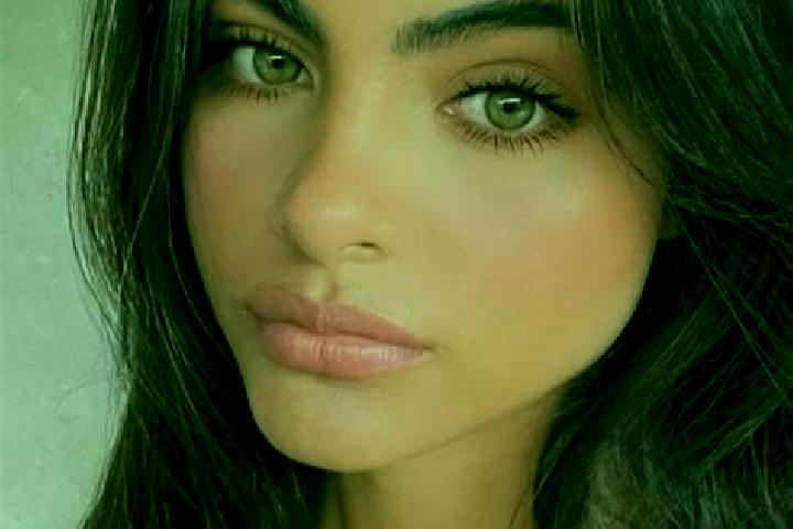 Cristina, 31 — Escort en Kalmunai, Sri Lanka