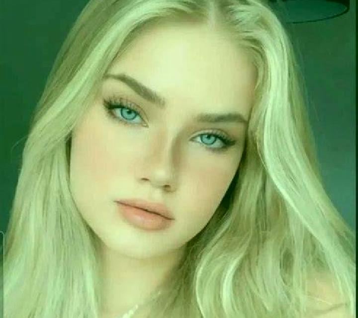 Daniela, 21, acompañante rubia de ojos azules y etnia latina basada en Sniatyn. Ofrece Tríos / dúos, Cita de cena, Hasta el final (CIM), Fetiche. Disponible ...