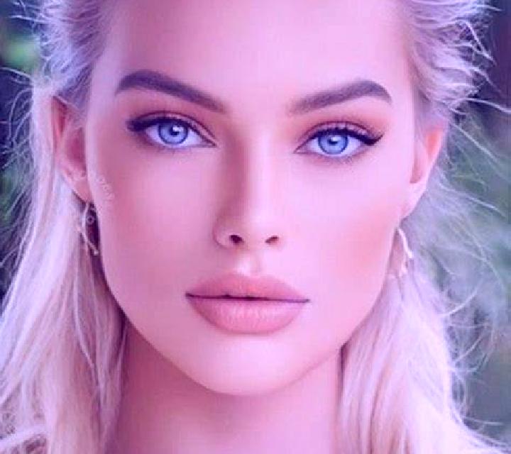 Daniela, 21, acompañante rubia de ojos azules y etnia latina basada en Timmaspe. Ofrece Masaje de próstata, Chica de fiesta, Fetiche, GFE (Experiencia de nov...