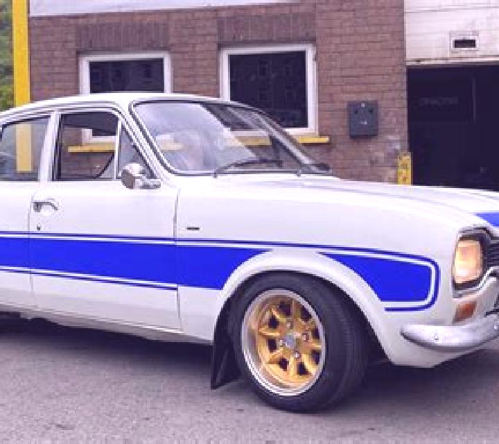Daniela, 22, acompañante castaña de ojos azules y etnia europea basada en Bani Walid. Ofrece Francés natural, Striptease, Griego (anal), Experiencia de novia...