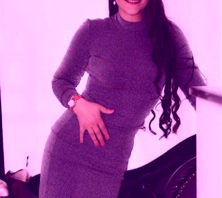 Daniela, 22, acompañante pelirroja de ojos avellana y etnia india basada en Florange. Ofrece Hasta el final (CIM), 69, Chica de fiesta. Disponible en domicil...