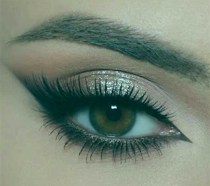 Daniela, 23, acompañante castaño claro de ojos ámbar y etnia oriente medio basada en Maury. Ofrece Hasta el final (CIM), Acompañante de viaje, 69, Dominación...