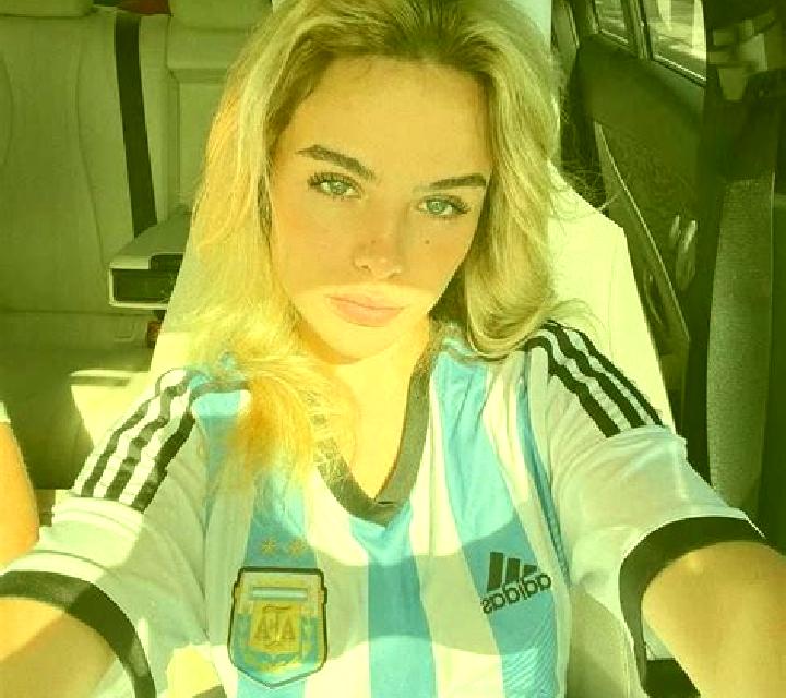 Daniela, 23 — Escort en Mbocayaty, Paraguay