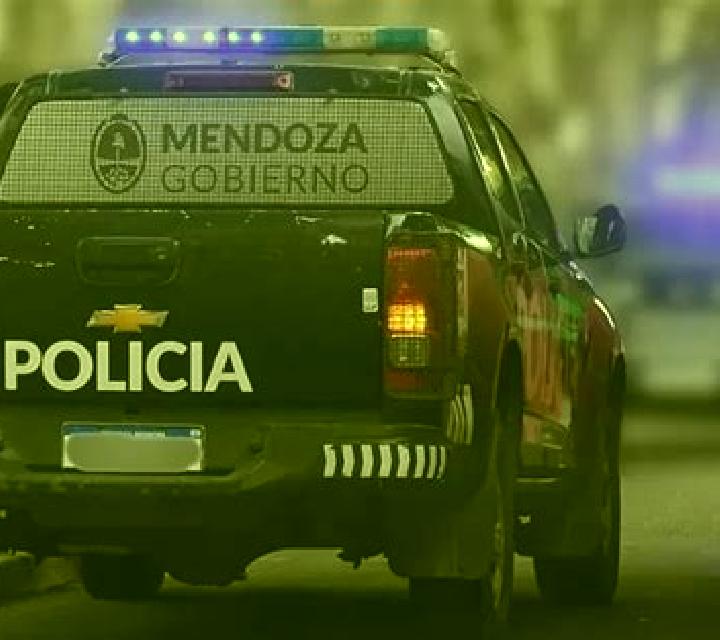 Daniela, 23 — Escort en Megarchis, Grecia