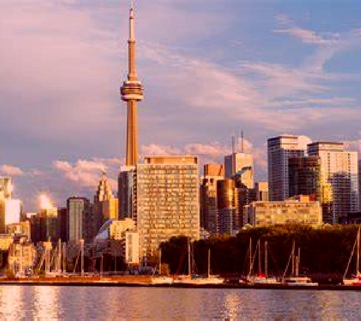 Daniela, 26 — Escort en Toronto, Australia