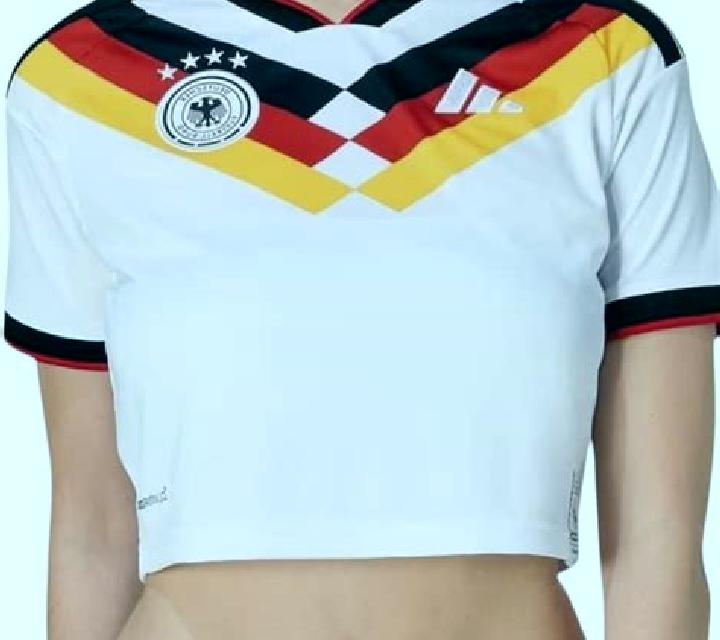 Daniela, 27 — Escort en Dornstedt, Alemania