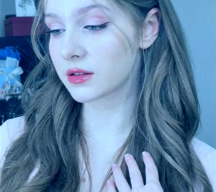 Daniela, 28 — Escort en Kord-e Olya, Irán