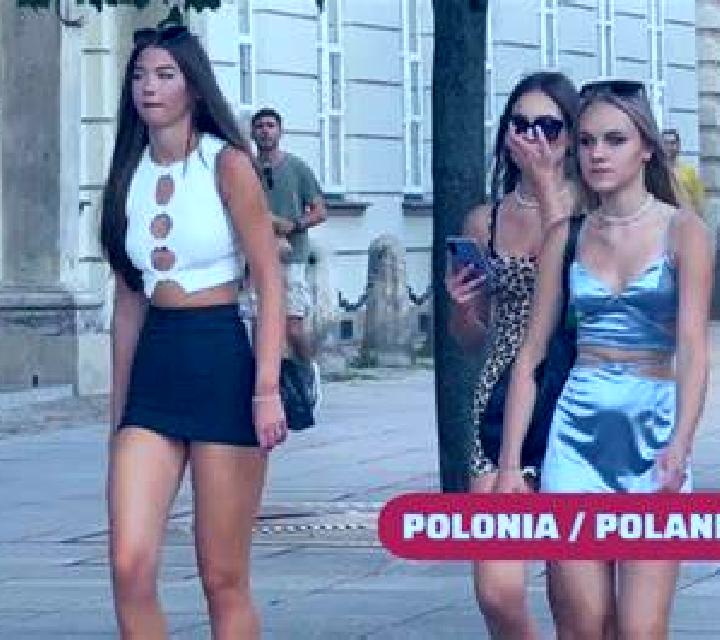 Daniela, 29, acompañante morena de ojos avellana y etnia caucásica basada en Guimbo. Ofrece Cita de cena, Juego de roles. Disponible en domicilio y visita, c...