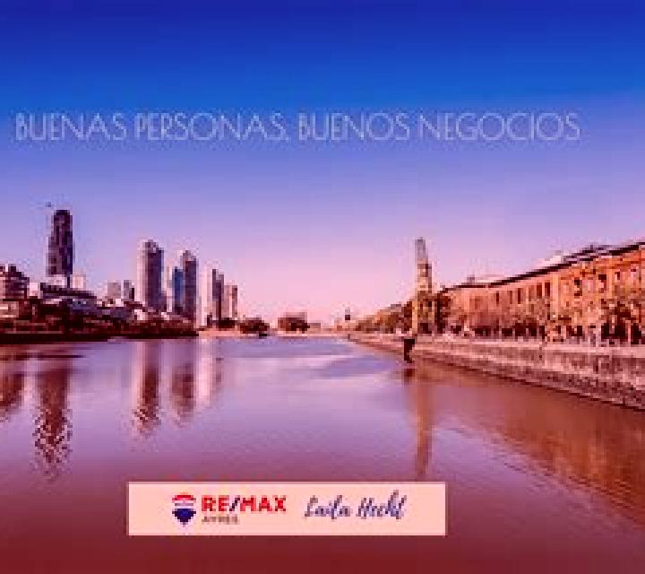 Daniela, 32 — Escort en Darwin, Argentina