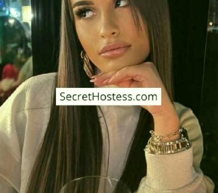 Daniela, 35, acompañante rubia platino de ojos ámbar y etnia oriente medio basada en Froideconche. Ofrece Cita de cena, Juego de roles, Acompañante de viaje,...