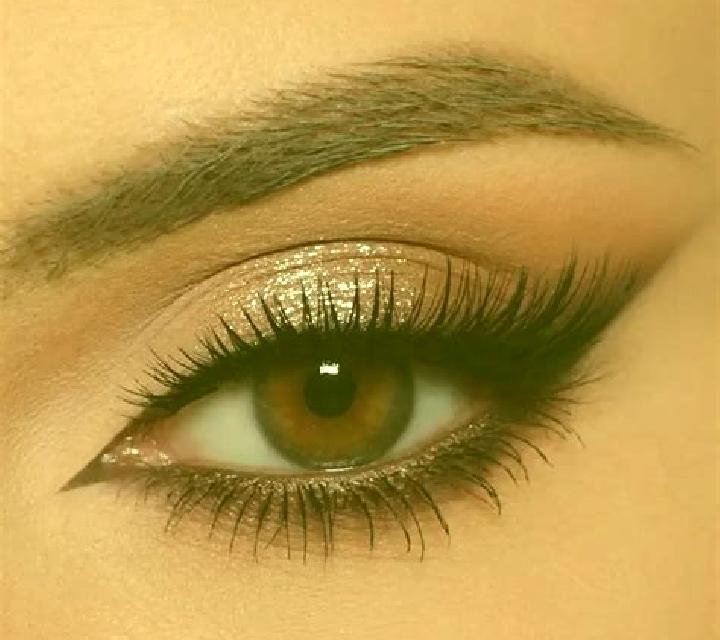 Daniela, 39, acompañante castaña de ojos oscuros y etnia negra basada en Parafield Gardens. Ofrece Chica de fiesta, Dominación. Disponible en domicilio y vis...