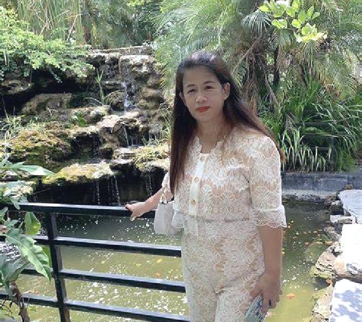 Diana, 28, acompañante rubia de ojos azules y etnia caucásica basada en Borgarello. Ofrece Parejas, Beso francés profundo, Francés natural. Disponible en dom...