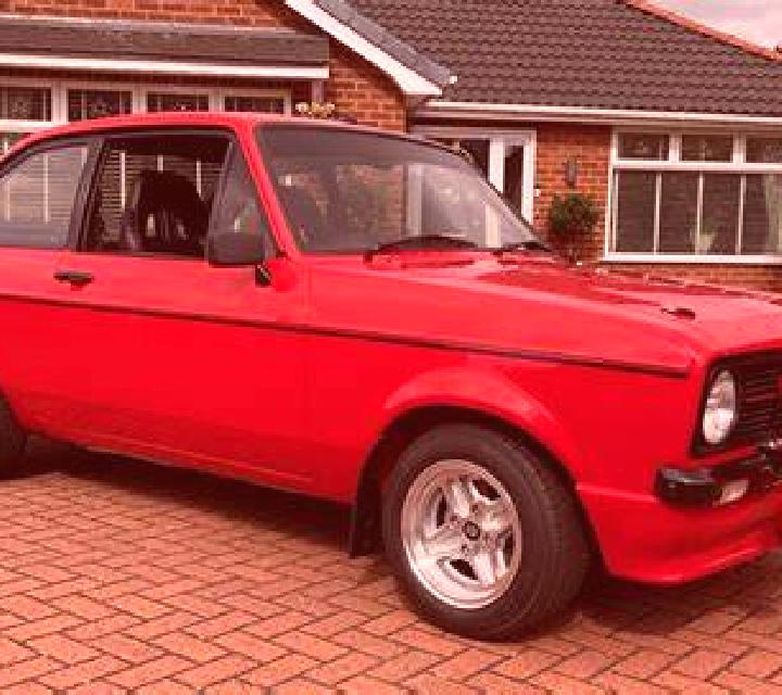 escort Alveley