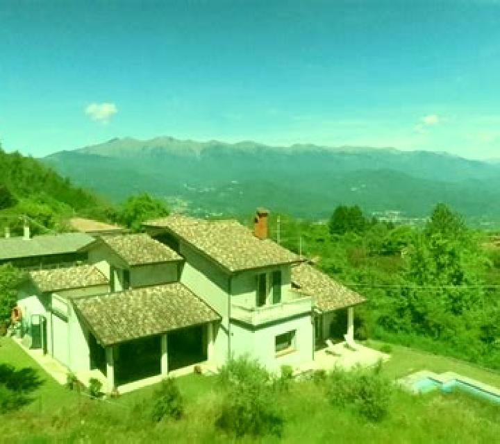 escort Arpiola-Pianfurcano