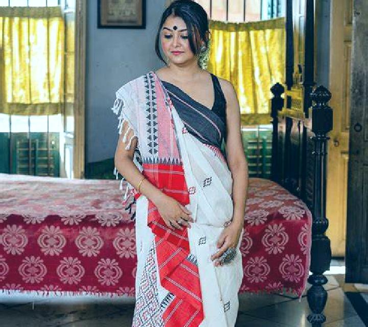 escort Begampur