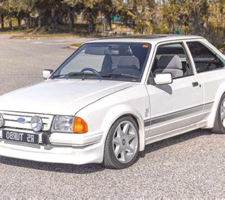 escort Camerana