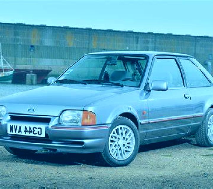 escort Charopo