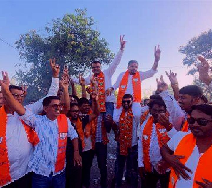 escort Chikhli Kalan