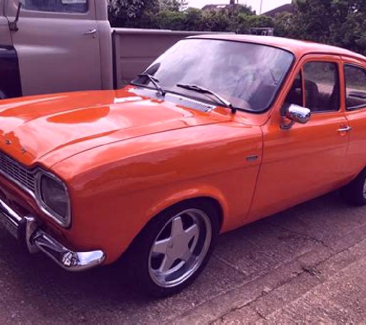 escort Dug