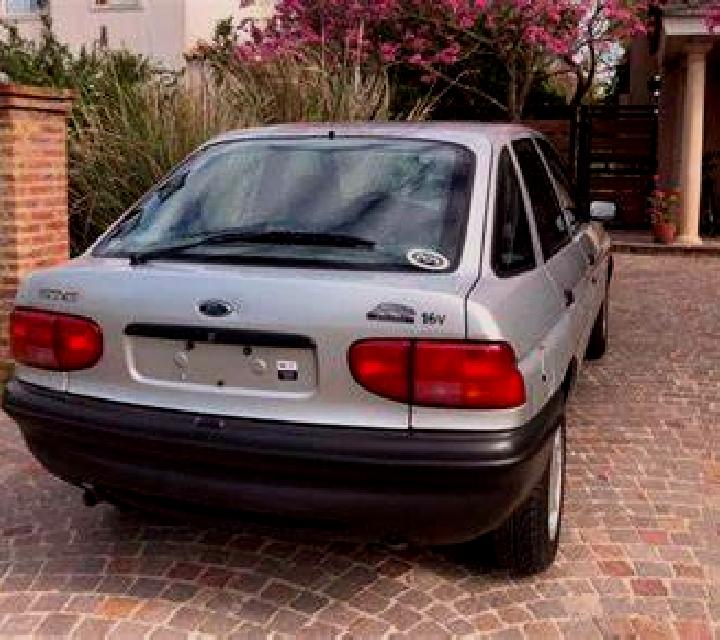 escort El Varal