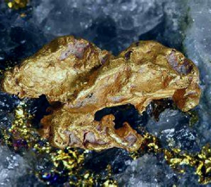escort Golden Rock