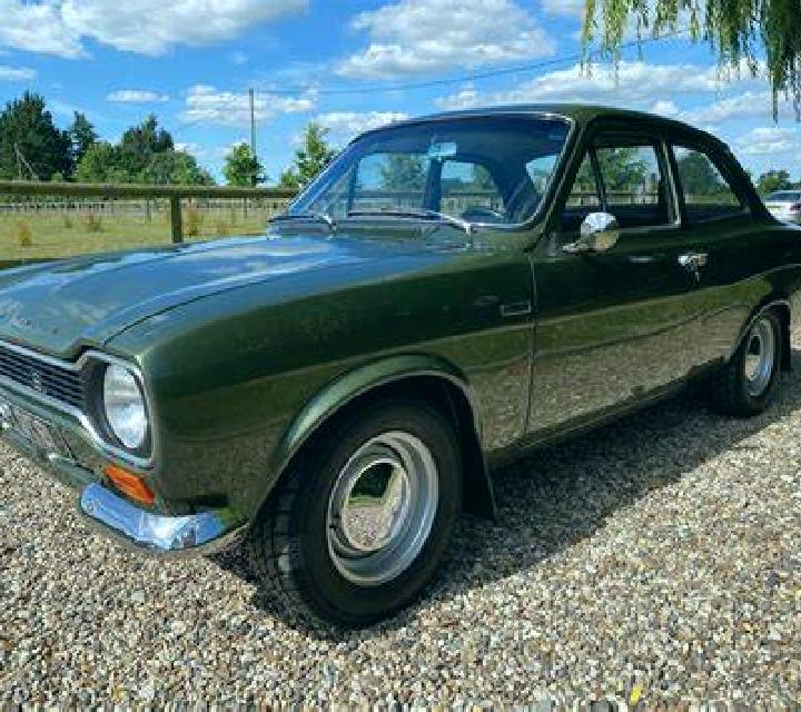 escort Green