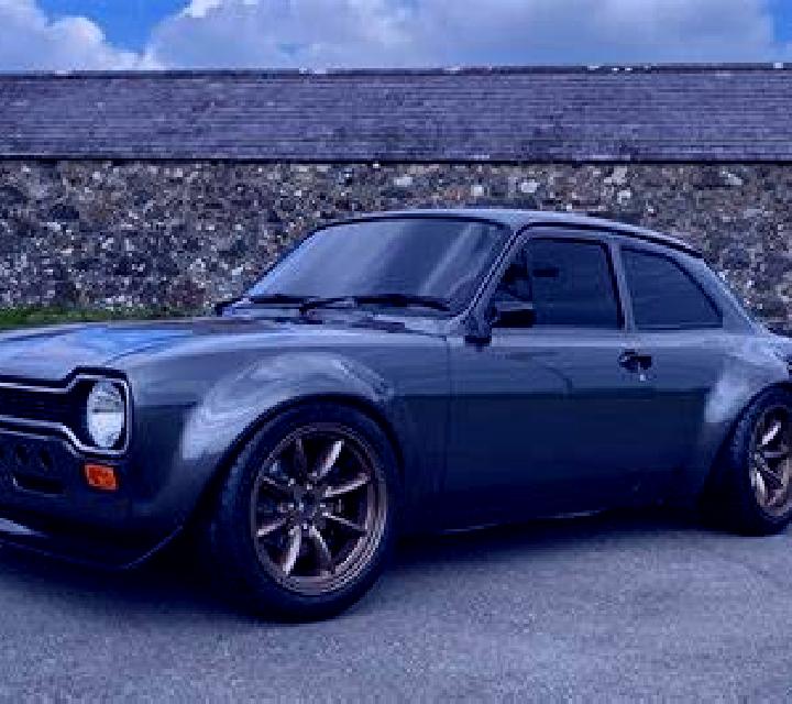 escort Heng