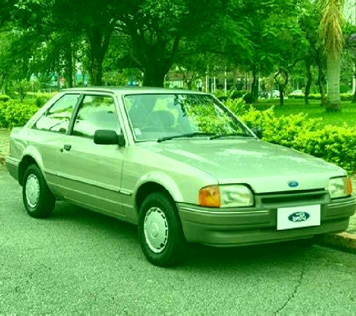escort Hillview