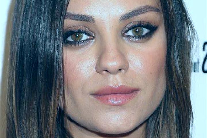escort Holroyd