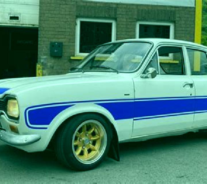 escort Ilfoveni